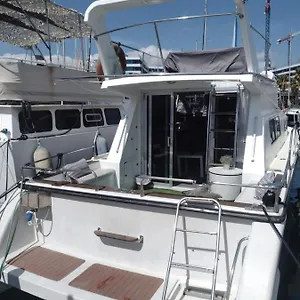 Hotel en barco Yach Boat, Barcelona