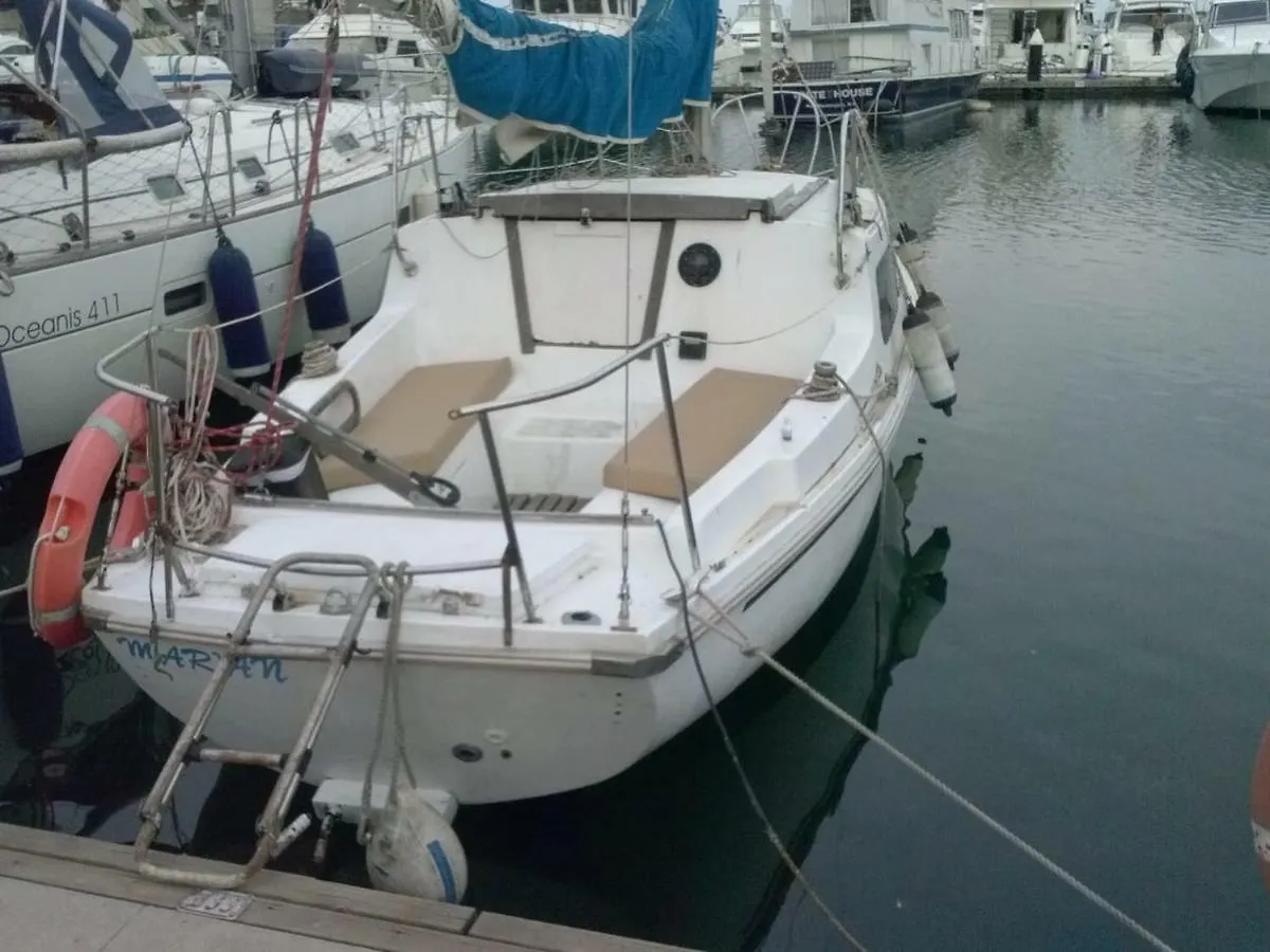 Unique Rental - Boat In Port Forum Barcelona Hotel en barco